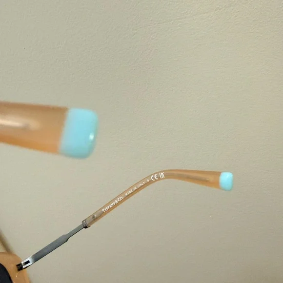 *Brand New* Tiffany & Co. - Sunglasses - Picture 9 of 11